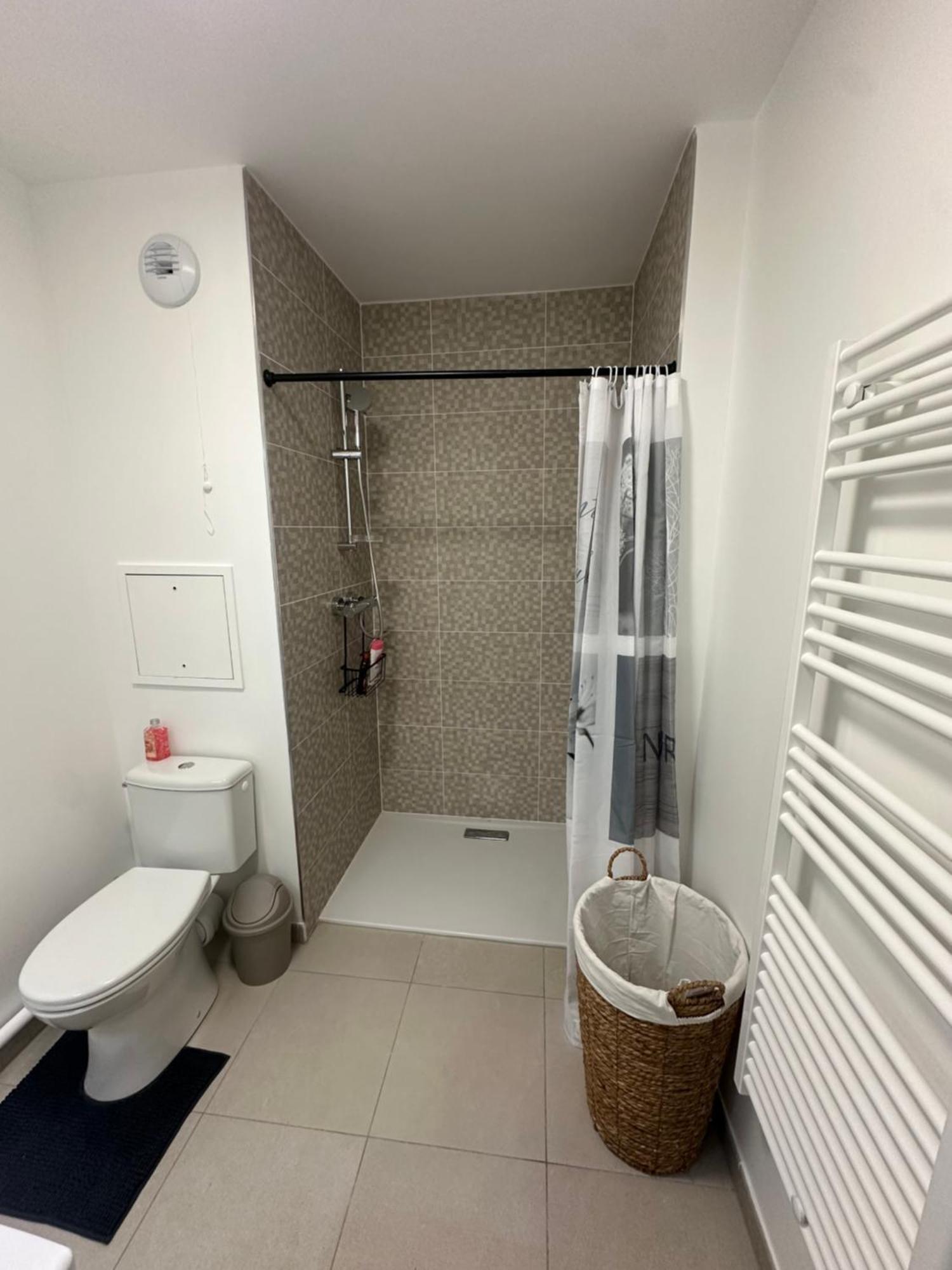 Appartement 2 Pieces Neuf Avec Sont Jardin Prive Franconville  Extérieur photo